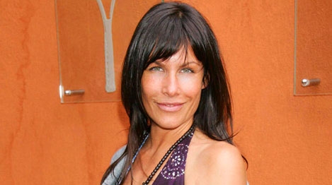 Astrid Veillon jeune maman, révèle avoir eu recours à deux IVG