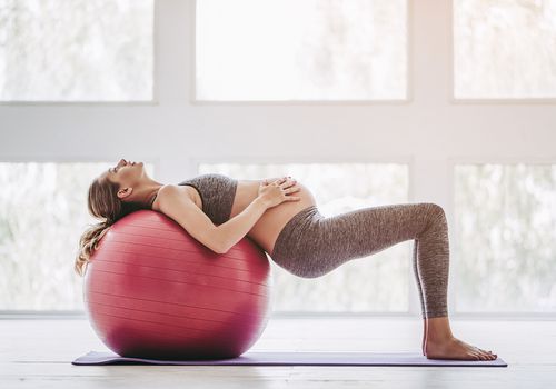 Comment soulager une sciatique pendant la grossesse ?