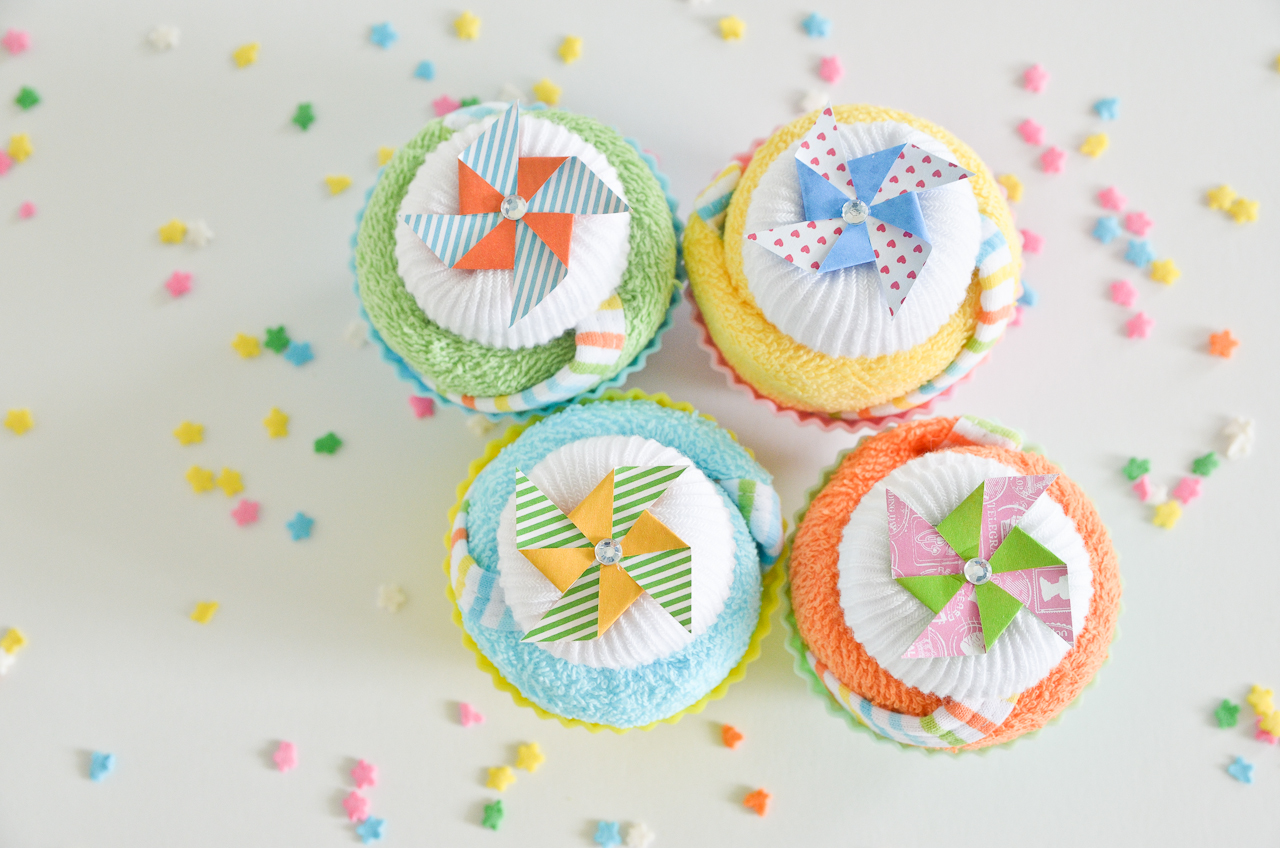 DIY : des cupcakes “mini chaussettes” pour une baby shower