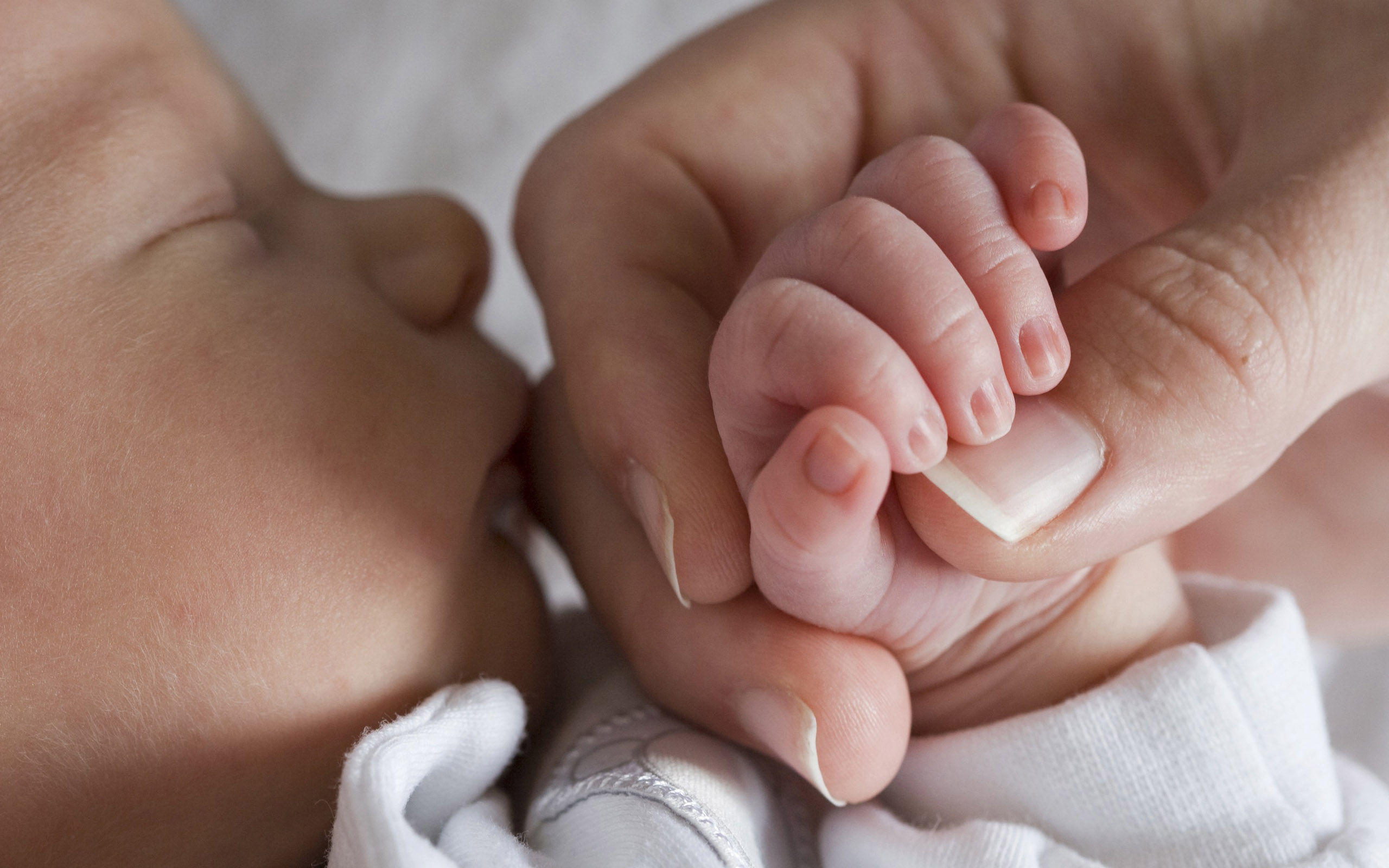 Test : Vue, ouïe, toucher, quel est le sens le plus développé chez votre bébé ?