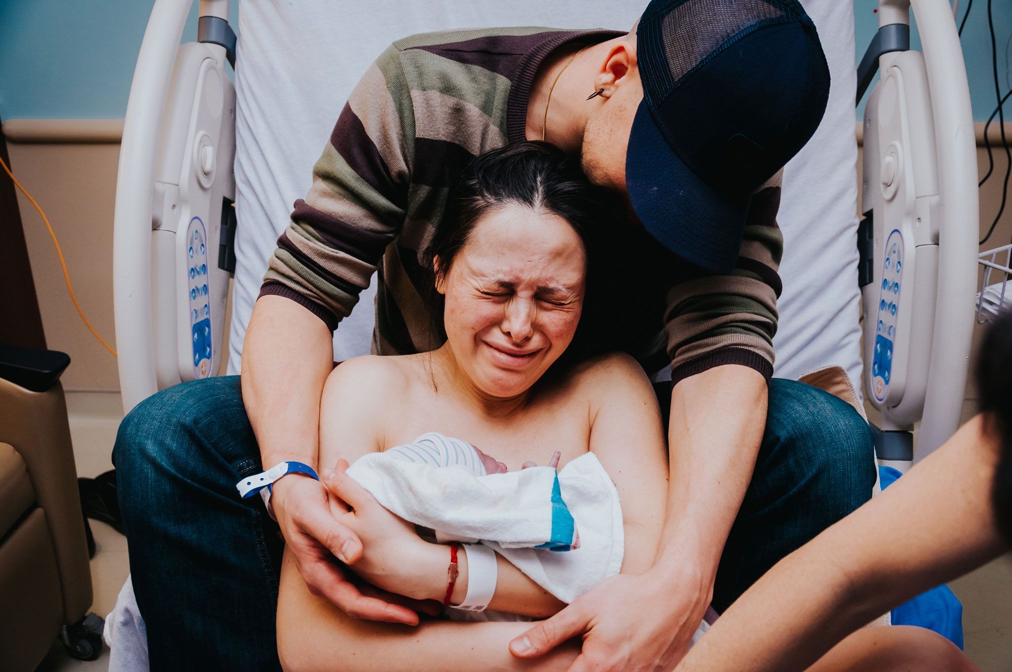 Première rencontre entre maman et bébé : un moment magique, la preuve en vidéo !