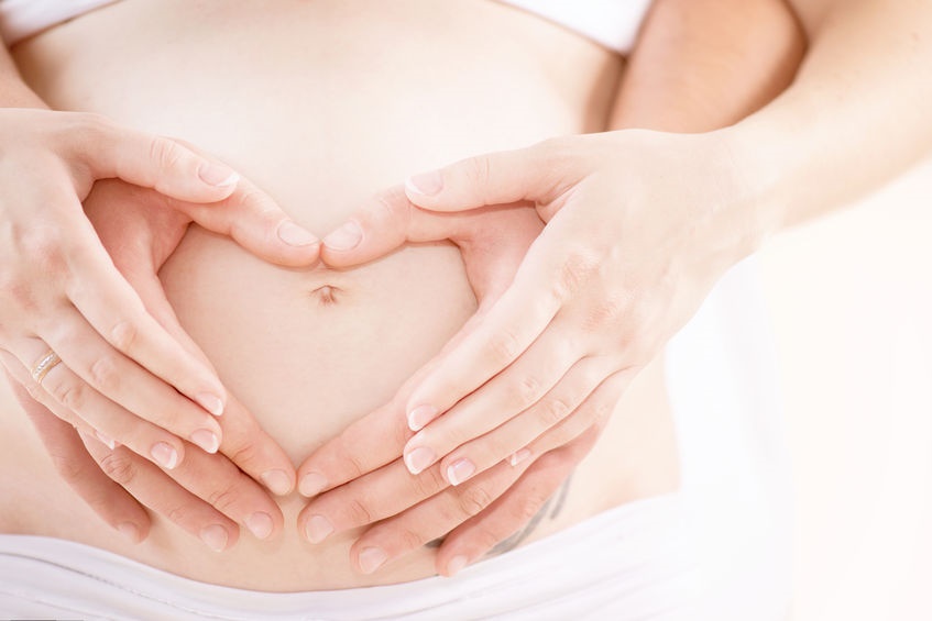 Notre sage-femme vous répond : comment gérer une grossesse avec un premier enfant en bas âge ?