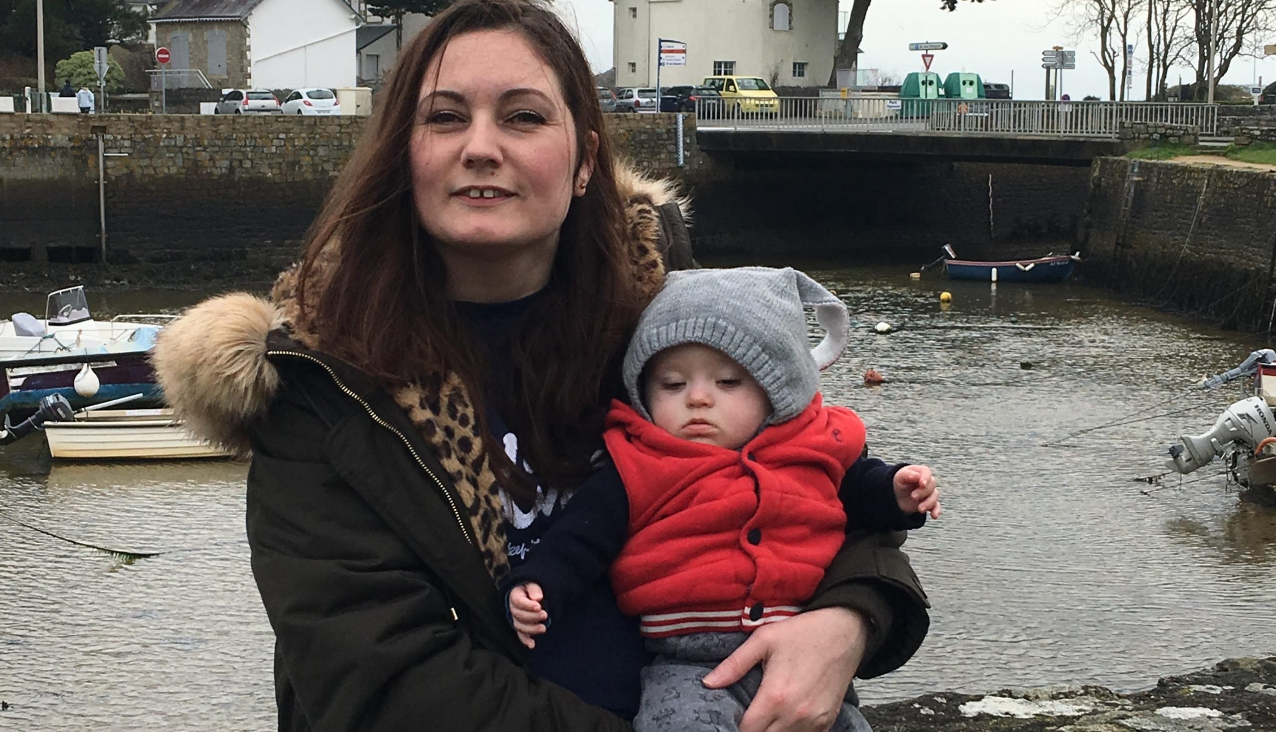 Une carte postale tout droit venue de Carnac vient d’arriver à la rédaction de Neuf Mois !