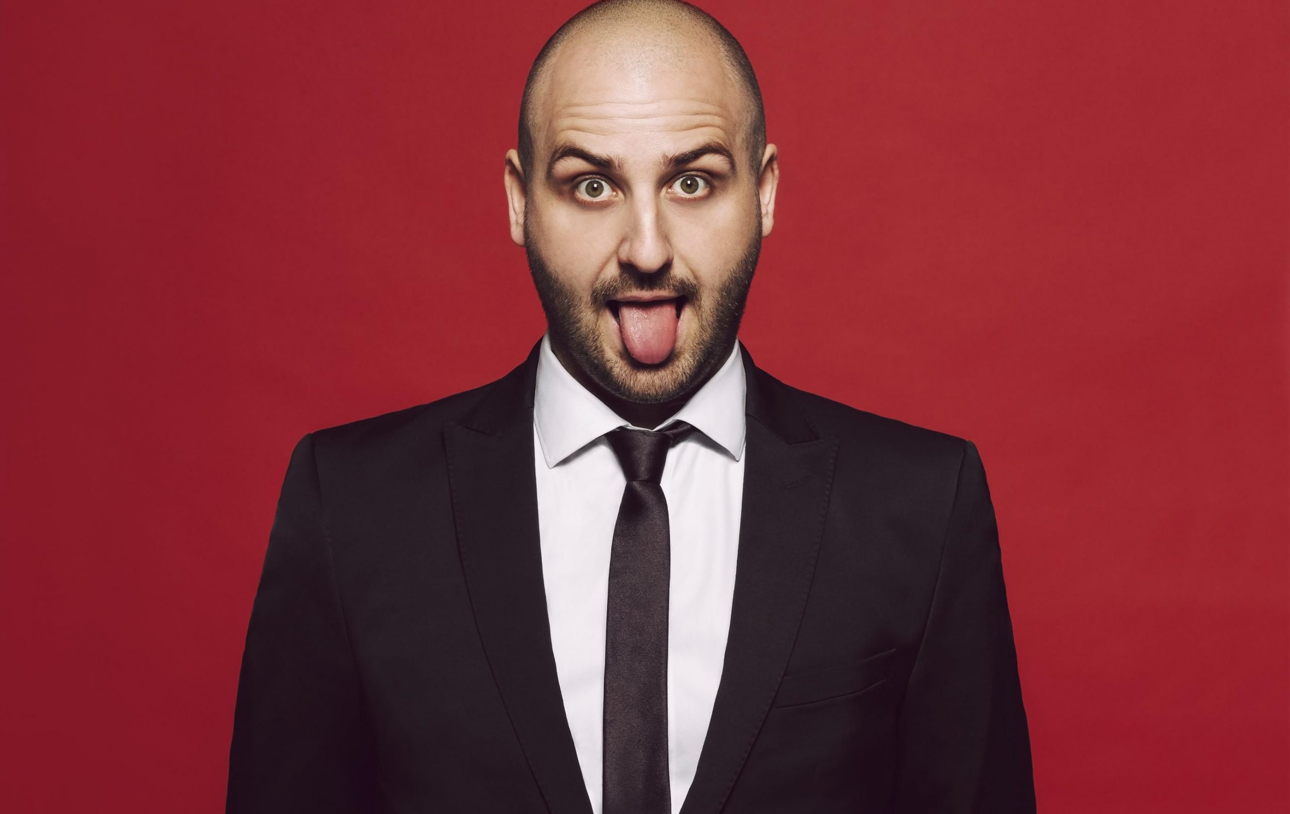 50 places de théâtre à gagner sur Neuf Mois pour découvrir le show “Virtuose” de l’humoriste Kallagan !