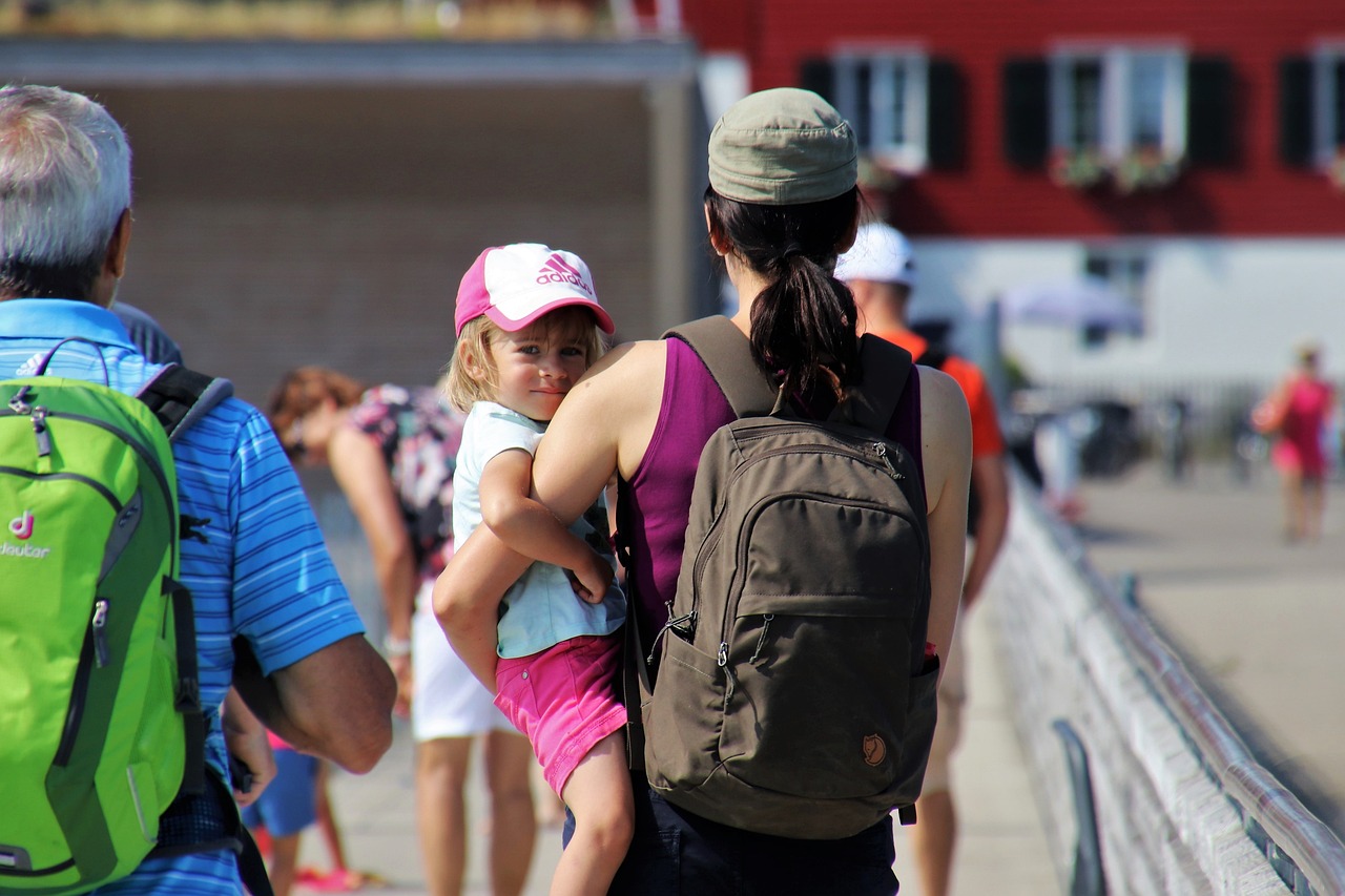 Comment faire garder ses enfants à domicile pendant les vacances scolaires ?