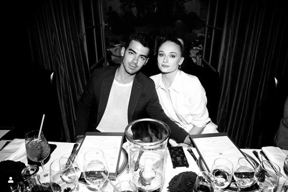 Sophie Turner : elle dévoile enfin des photos de sa grossesse après avoir donné la vie