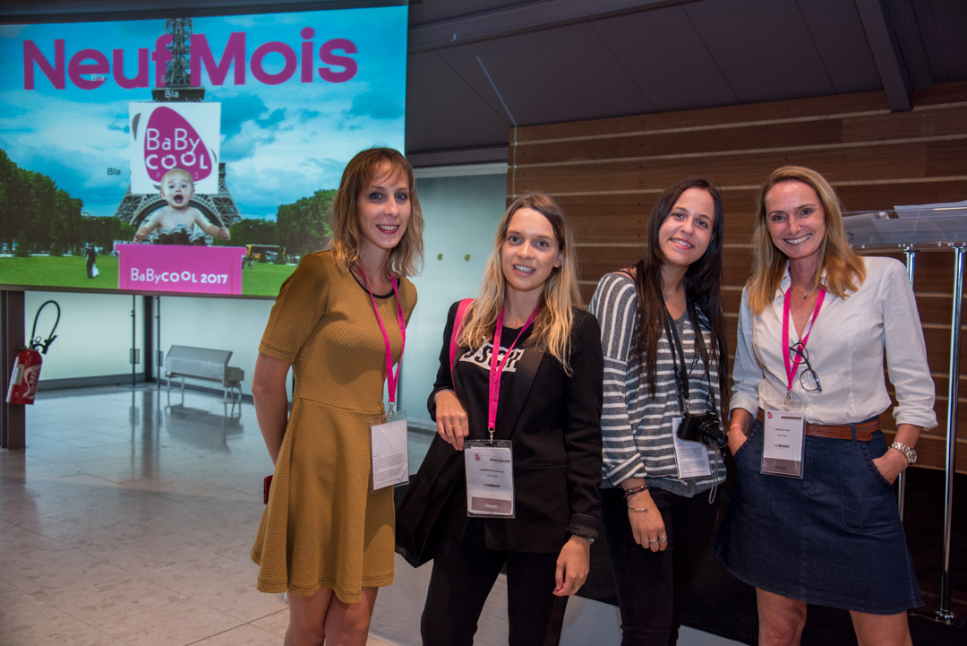 La team Neuf Mois réunie autour d’un joyeux cocktail avec les exposants du salon Baby Cool 2017 !