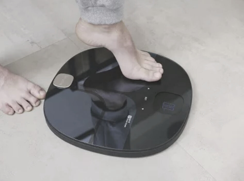 Contrôler son poids après l’accouchement : que vaut la balance connectée Master Coach de Terraillon ?